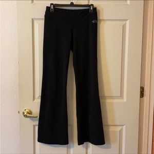 North face medium yoga pants